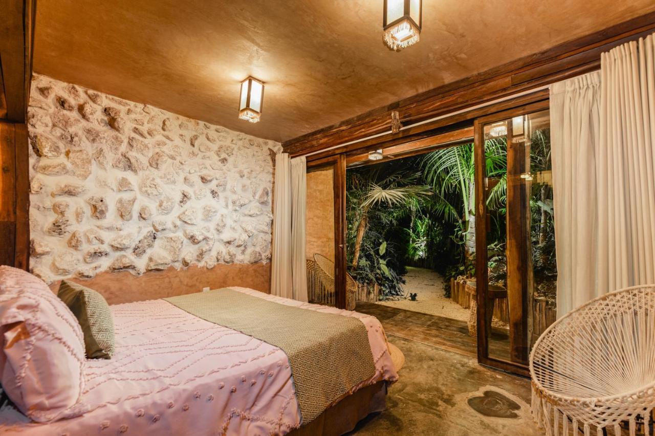 Hotel Enigmatic Beach Isla Mujeres