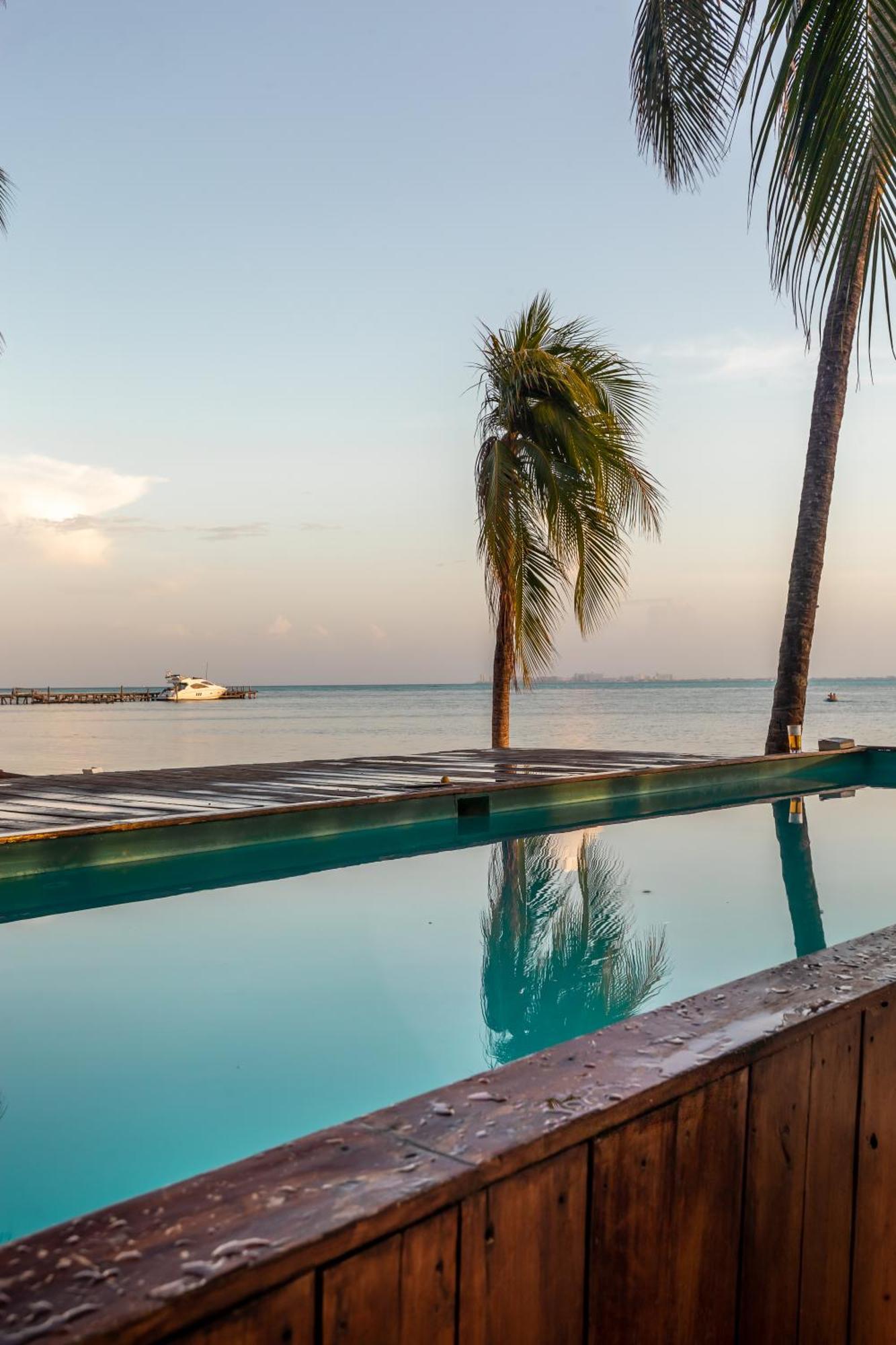 Hotel Enigmatic Beach Isla Mujeres